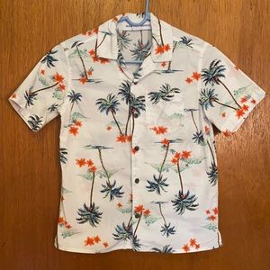NWOT Old Navy Palm Tree Button-Up - S 6-7